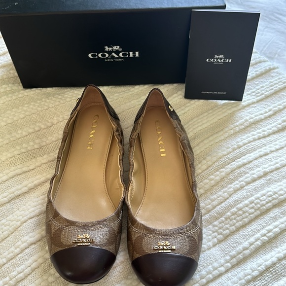 Coach shoes. - Picture 3 of 4